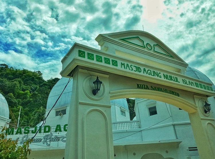 Baraja – Masjid Nurul Islam Sawahlunto berawal dari bekas Bangunan PLTU masa Penjajahan Belanda